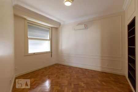 Apartamento à venda com 216m², 3 quartos e 1 vagaQuarto 1