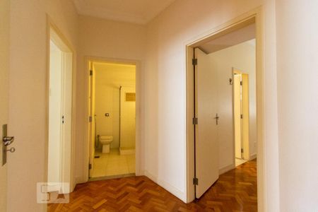 Apartamento à venda com 216m², 3 quartos e 1 vagaHall Quarto 2 / Banheiro / Suite