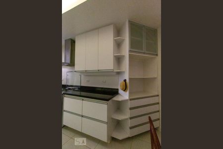 Apartamento à venda com 216m², 3 quartos e 1 vagaCozinha