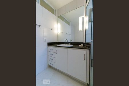 Apartamento à venda com 216m², 3 quartos e 1 vagaBanheiro Suite