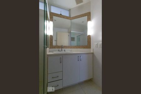 Apartamento à venda com 216m², 3 quartos e 1 vagaBanheiro Hall
