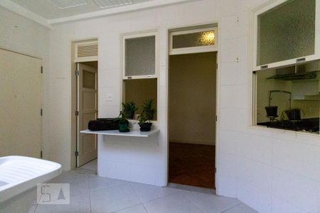 Apartamento à venda com 216m², 3 quartos e 1 vagaÁrea de Serviço