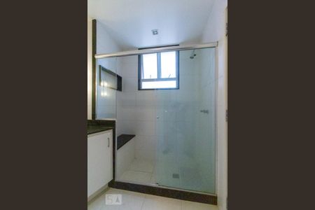 Apartamento à venda com 216m², 3 quartos e 1 vagaBanheiro Suite