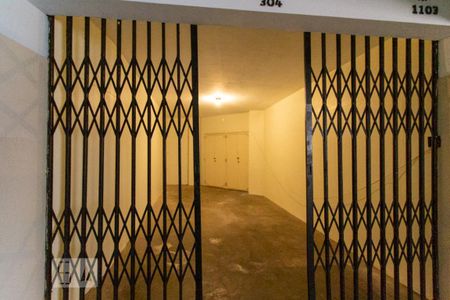 Apartamento à venda com 216m², 3 quartos e 1 vagaVaga de Garagem com Depósito / Garagem com elevador de carros