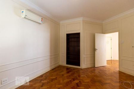 Apartamento à venda com 216m², 3 quartos e 1 vagaQuarto 1