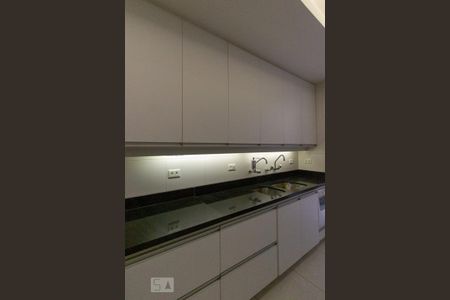Apartamento à venda com 216m², 3 quartos e 1 vagaCozinha