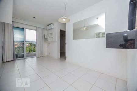 Sala de apartamento à venda com 2 quartos, 55m² em Maceió, Niterói