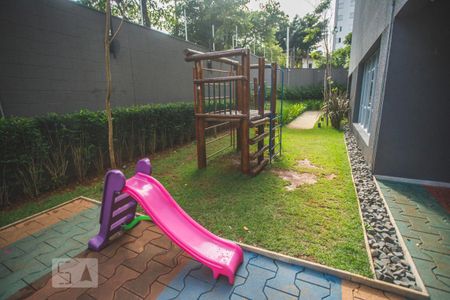 Apartamento para alugar com 50m², 2 quartos e 1 vaga Apartamento para alugar com 50m², 2 quartos e 1 vagaÁrea Comum - Playground