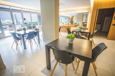Apartamento para alugar com 50m², 2 quartos e 1 vaga Apartamento para alugar com 50m², 2 quartos e 1 vagaÁrea comum - Salão de festas
