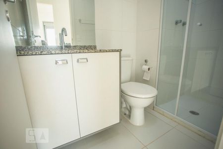 Apartamento para alugar com 50m², 2 quartos e 1 vaga Apartamento para alugar com 50m², 2 quartos e 1 vagaBanheiro