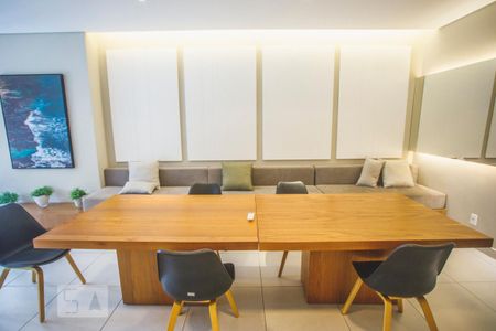 Apartamento para alugar com 50m², 2 quartos e 1 vaga Apartamento para alugar com 50m², 2 quartos e 1 vagaÁrea comum - Salão de festas