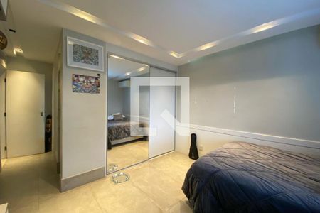 Casa à venda com 585m², 4 quartos e 6 vagas Casa à venda com 585m², 4 quartos e 6 vagasSuíte 3