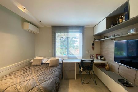 Casa à venda com 585m², 4 quartos e 6 vagas Casa à venda com 585m², 4 quartos e 6 vagasSuíte 3