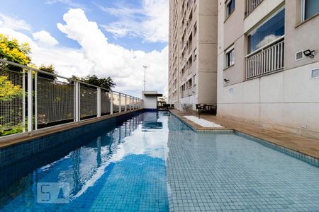 Apartamento para alugar com 56m², 3 quartos e 1 vaga Apartamento para alugar com 56m², 3 quartos e 1 vagaÁrea comum - Piscina