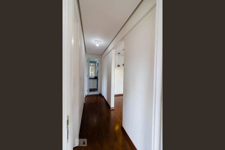 Apartamento para alugar com 56m², 3 quartos e 1 vaga Apartamento para alugar com 56m², 3 quartos e 1 vagaCorredor
