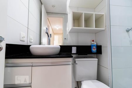 Apartamento para alugar com 56m², 3 quartos e 1 vaga Apartamento para alugar com 56m², 3 quartos e 1 vagaBanheiro