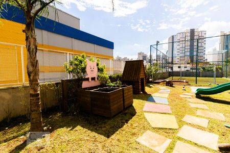 Apartamento para alugar com 56m², 3 quartos e 1 vaga Apartamento para alugar com 56m², 3 quartos e 1 vagaÁrea Comum - Playground
