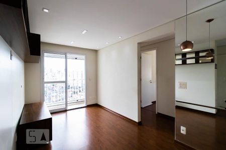 Sala de apartamento para alugar com 3 quartos, 56m² em Liberdade, São Paulo