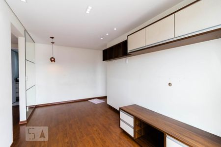 Sala de apartamento para alugar com 3 quartos, 56m² em Liberdade, São Paulo