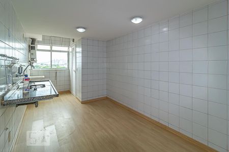 Apartamento à venda com 179m², 3 quartos e 2 vagasCozinha