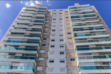 Apartamento para alugar com 63m², 2 quartos e 2 vagas Apartamento para alugar com 63m², 2 quartos e 2 vagasFachada