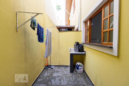 Área de Serviço de casa de condomínio para alugar com 2 quartos, 70m² em Jardim Monjolo, São Paulo