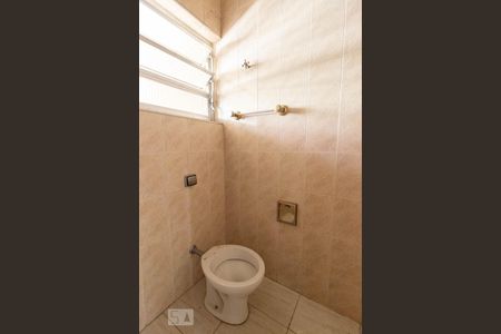 Apartamento para alugar com 76m², 2 quartos e 1 vaga Apartamento para alugar com 76m², 2 quartos e 1 vagaBanheiro