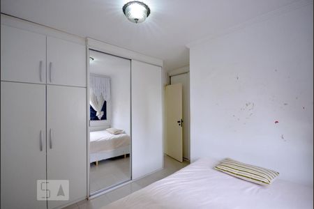 Apartamento à venda com 70m², 3 quartos e 1 vagaQuarto 2