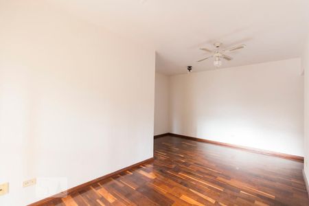 Sala de apartamento para alugar com 3 quartos, 74m² em Saúde, São Paulo