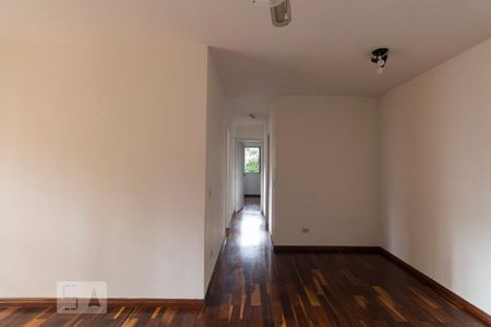 Sala de apartamento para alugar com 3 quartos, 74m² em Saúde, São Paulo