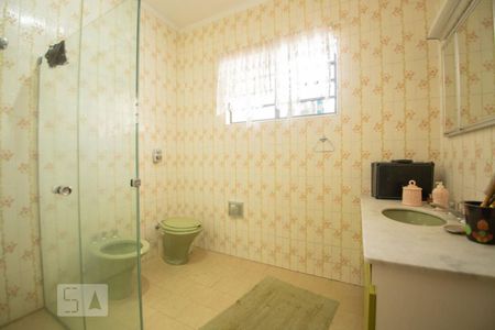 Casa para alugar com 250m², 3 quartos e 4 vagasbaheiro