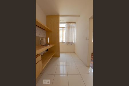 Apartamento à venda com 58m², 2 quartos e sem vagaCozinha