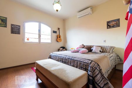 Casa à venda com 320m², 4 quartos e 3 vagasQuarto 01