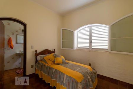 Casa à venda com 320m², 4 quartos e 3 vagasQuarto de Serviço