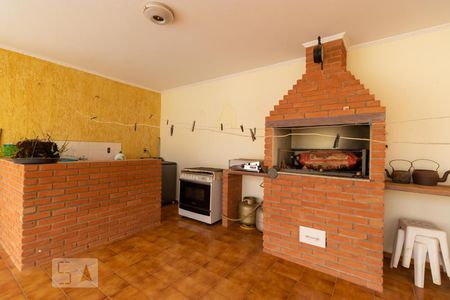 Casa à venda com 320m², 4 quartos e 3 vagasChurrasqueira