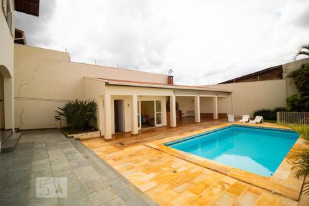 Casa à venda com 320m², 4 quartos e 3 vagasÁrea de Lazer