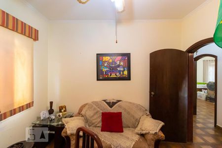 Casa à venda com 320m², 4 quartos e 3 vagasEscritório