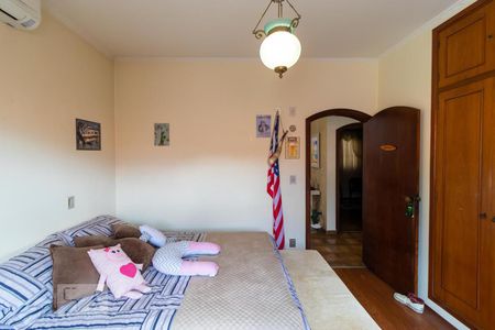 Casa à venda com 320m², 4 quartos e 3 vagasQuarto 01