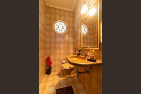 Casa à venda com 320m², 4 quartos e 3 vagasLavabo