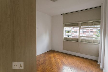 Apartamento à venda com 75m², 2 quartos e 2 vagasQuarto 2