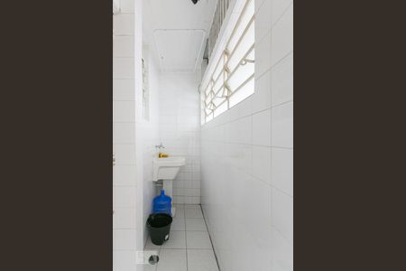 Apartamento à venda com 75m², 2 quartos e 2 vagasLavanderia