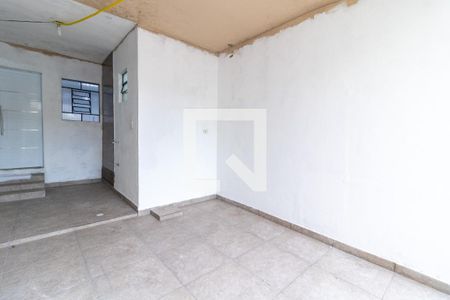 Casa para alugar com 80m², 1 quarto e sem vagaQuintal