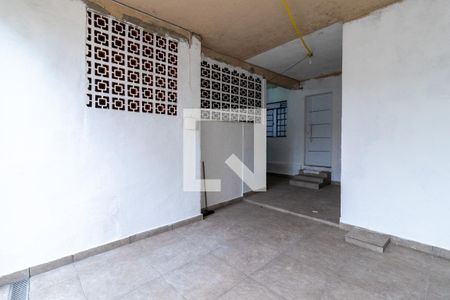 Casa para alugar com 80m², 1 quarto e sem vagaQuintal
