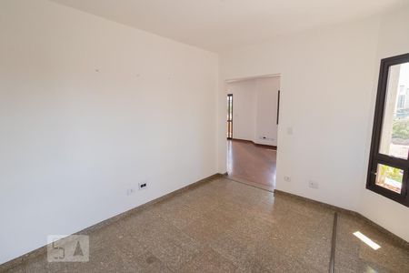 Apartamento à venda com 194m², 4 quartos e 3 vagasCopa
