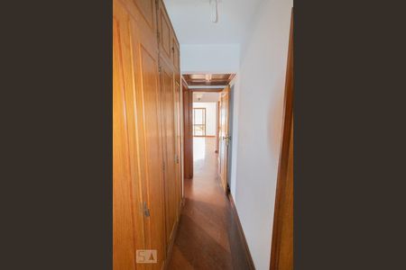 Apartamento à venda com 194m², 4 quartos e 3 vagasCorredor