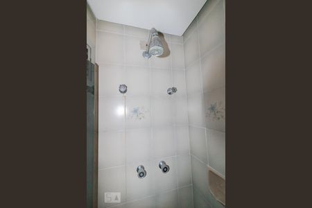 Apartamento à venda com 194m², 4 quartos e 3 vagasBanheiro da Suíte 1