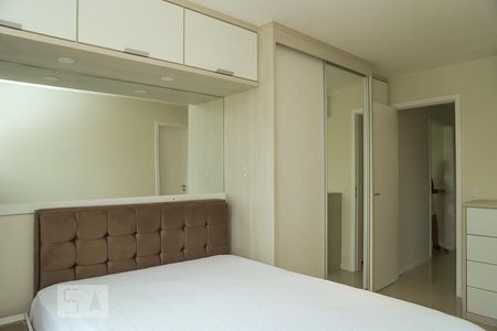 Apartamento para alugar com 75m², 3 quartos e 1 vagaSuíte
