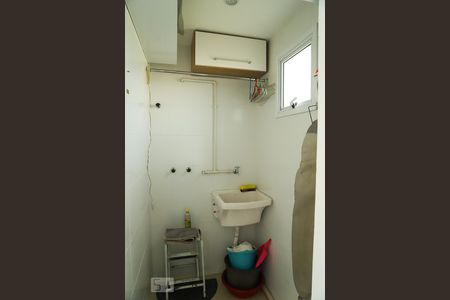 Apartamento para alugar com 75m², 3 quartos e 1 vagaÁrea de Serviço