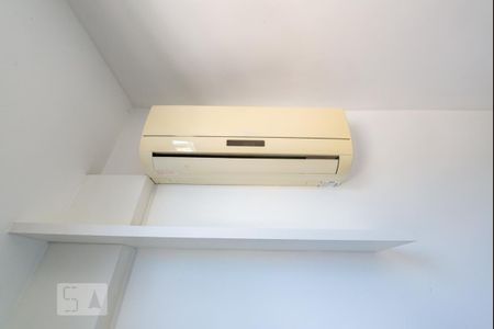 Quarto de apartamento para alugar com 2 quartos, 61m² em Ipiranga, São José