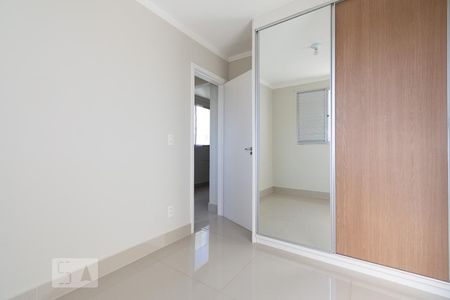 Apartamento à venda com 45m², 2 quartos e 1 vagaQuarto 2 - Armários